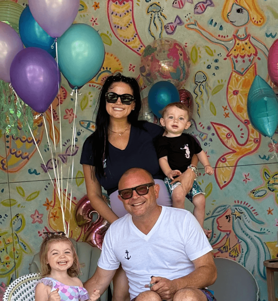 Kaia and Kash Fam.png__PID:20686aea-16b7-4d54-97ba-a5e43cb468a5